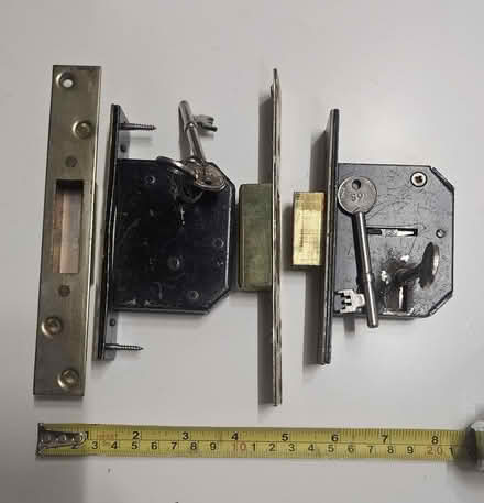 Photo of free 2 locks with keys (Southwater RH13) #1