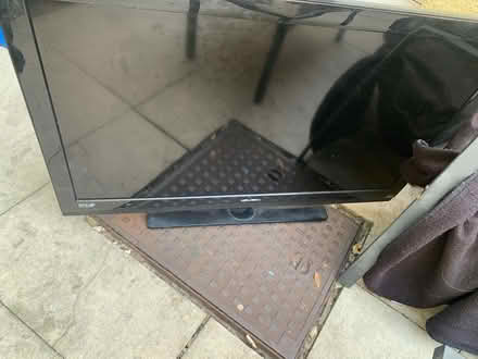 Photo of free 40 inch bush tv (Derby city DE1) #1