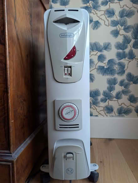 Photo of free De Longhi space heater (Kennington SE11) #3