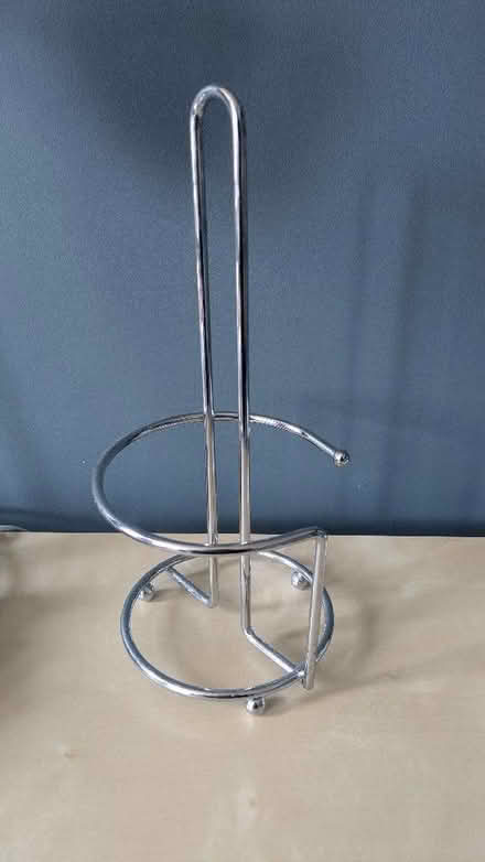 Photo of free Toilet roll / kitchen roll holder (Putney SW15) #1