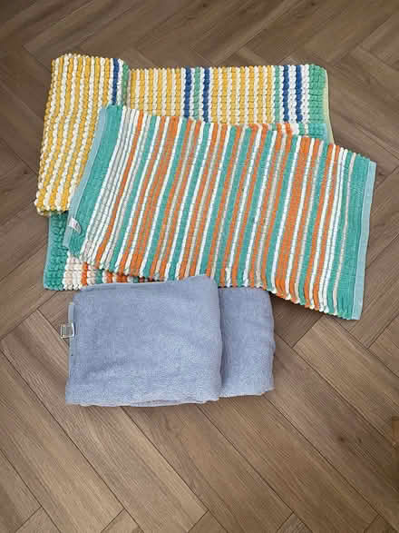 Photo of free Bath mats and bath sheets (Stubbington) #2