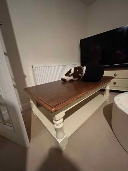 Photo of free Coffee table (Chalfont St Peter SL9) #4
