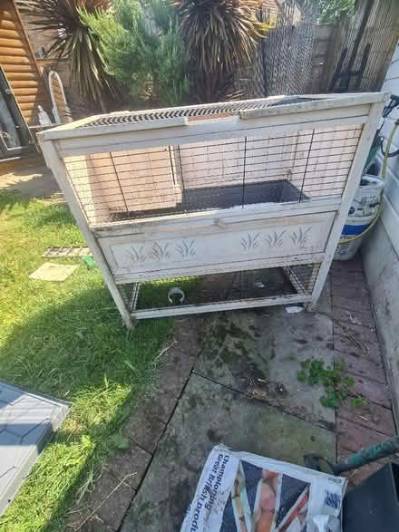 Photo of free Guinea pig/rabbit hutch (Plaistow E13) #1