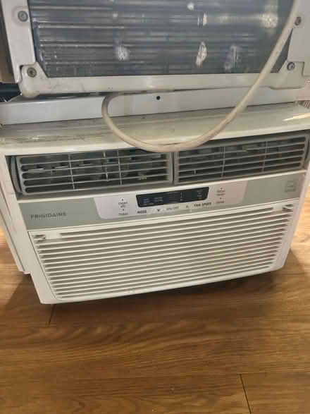 Photo of free 2 ac (ENY brooklyn) #1