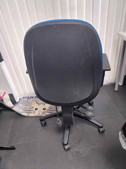 Photo of free Office chair (AL7 Welwyn Garden City) #3