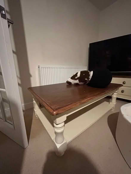 Photo of free Coffee table (Chalfont St Peter SL9) #3