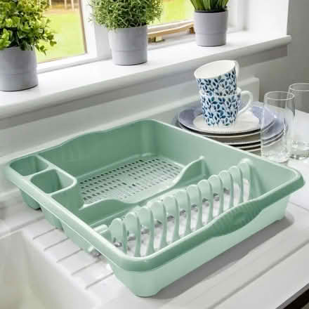 Photo of free pale green plastic dish drainer (Moor Allerton LS17) #1