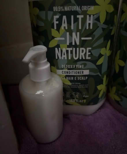 Photo of free 250ml - hair conditioner (DA8 1NL) #1