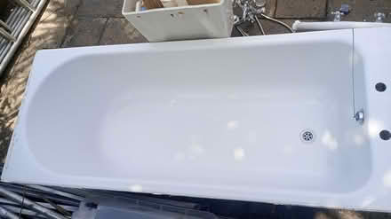 Photo of free Bathroom (Maidstone ME15) #1