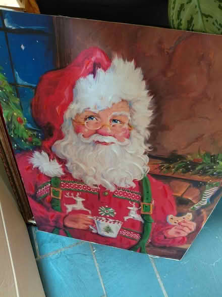 Photo of free 2 holiday posters (Heidelburg Rd, Lanham) #2