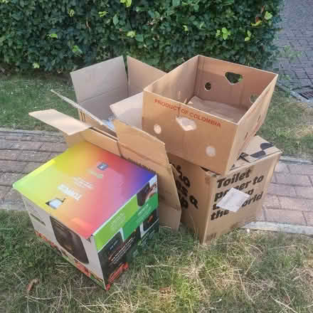 Photo of free Boxes and bubble wrap (Hailsham BN27) #1
