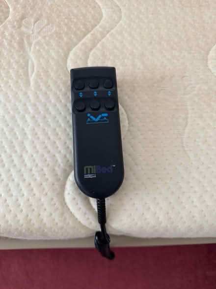 Photo of free Single bed (HP3 adeyfield) #4