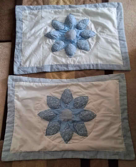 Photo of free Bedspread & 2 pillowcases (South Acton) #2