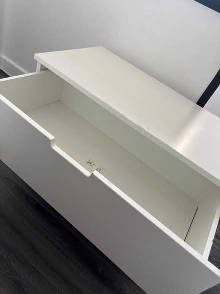 Photo of free White Drawers (CV21) #3