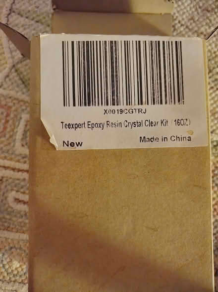 Photo of free Epoxy resin art/ craft set (Hulme M15) #4