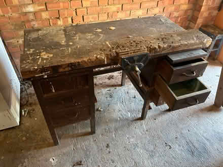 Photo of free Work bench (Cottingham) #1