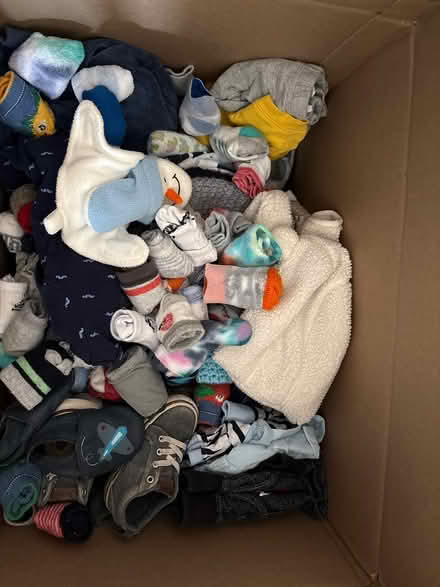 Photo of free Baby/Kids Clothes & Women’s Materni (Near the Walmart in Elizabeth) #4