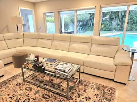 Photo of free BIG white leather sectional sofa (Ft Lauderdale, NE 19th+Federal) #3