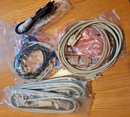 Photo of free PC Monitor Cables (Priestthorpe BD16) #1