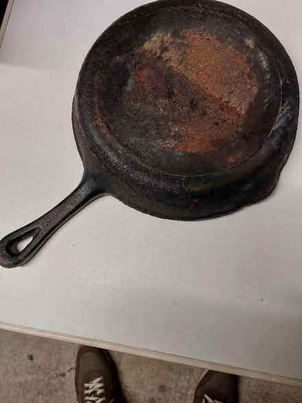 Photo of free Skillet cast iron (North Tonbridge TN10) #1