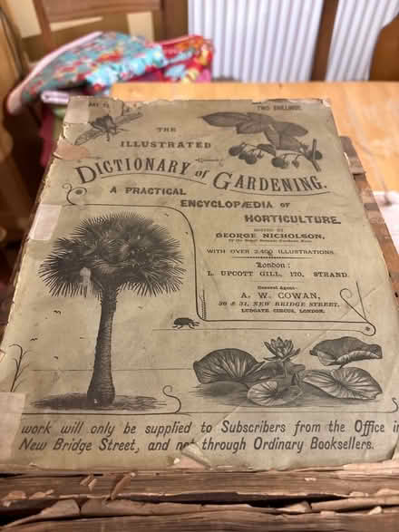 Photo of free Dictionary of Gardening (Ball Hill CV2) #4