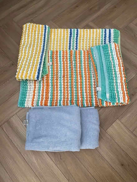Photo of free Bath mats and bath sheets (Stubbington) #1