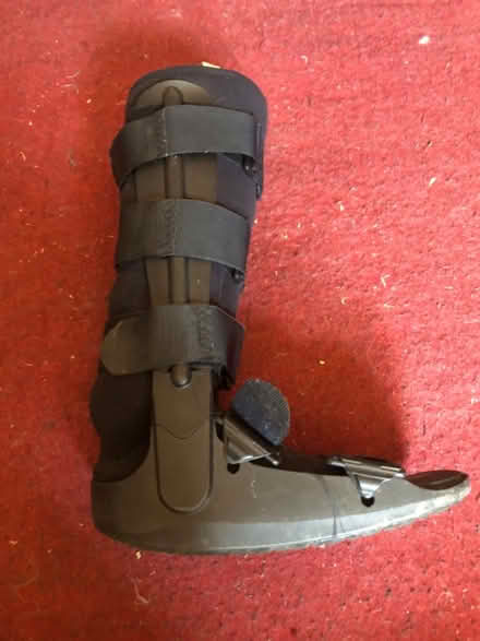 Photo of free Surgical Boot size large (Elkstone GL53) #2