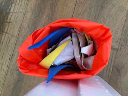 Photo of free bag of remnants of vinyl fabrics (Broadwater BN14) #1