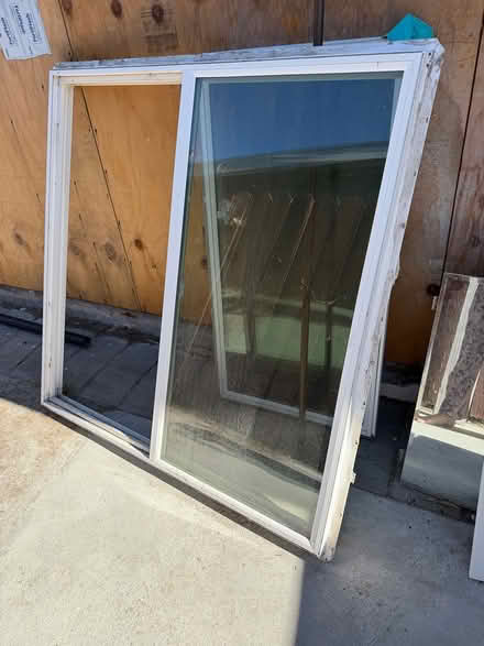Photo of free 4 x 4 feet double pane window (East Palo Alto CA) #1