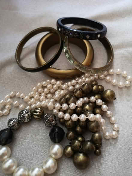 Photo of free Costume jewellery (Marsh LA1) #1