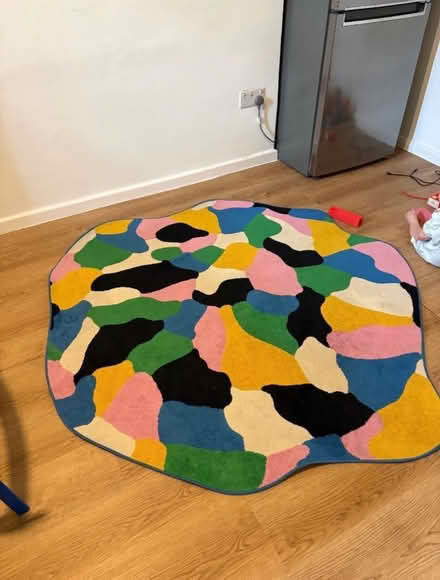 Photo of free Rug (Hendon NW4) #1