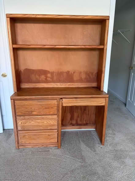 Photo of free Desk and hutch (Delmont, PA) #1
