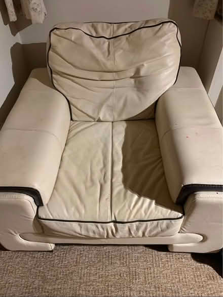 Photo of free Leather sofa (Calverton NG14) #2