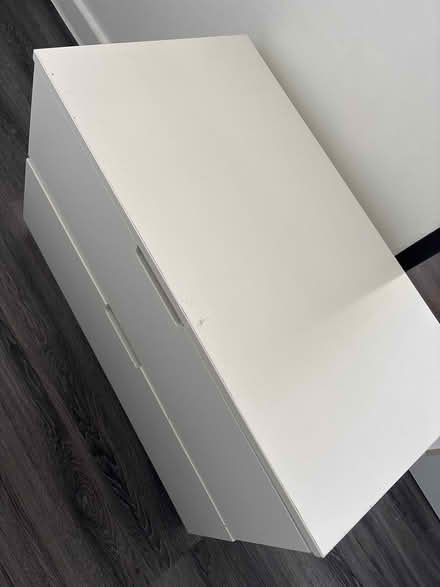 Photo of free White Drawers (CV21) #2