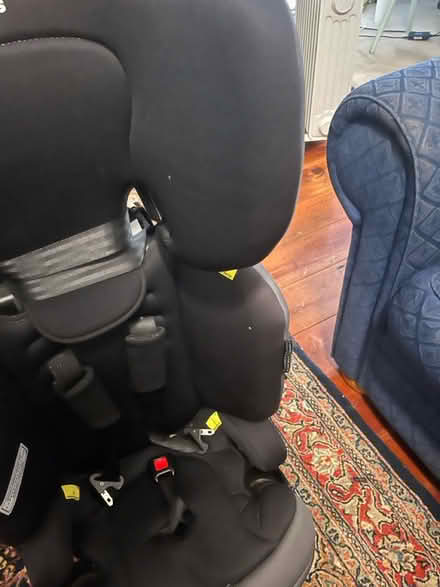 Photo of free Car booster seat for child 4+ years (Drummoyne) #4