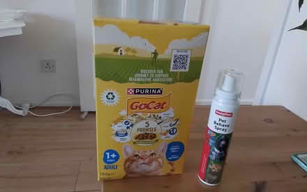 Photo of free Cat Food and Behaviour Spray (Timperley WA15) #1