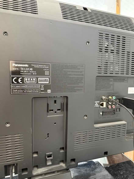Photo of free 31in Panasonic TV with remote and stand (if wanted) (Greenhill DY10) #2