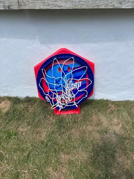 Photo of free Kids basketball hoop (Brighton BN1) #2