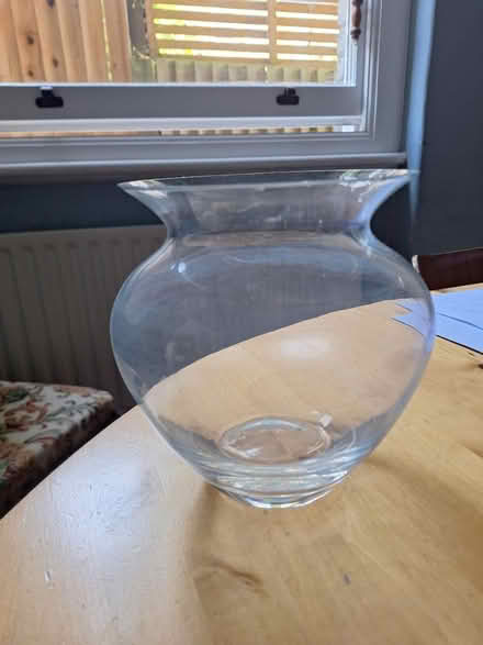 Photo of free Vase, but needs tlc (crouch end, N8) #1