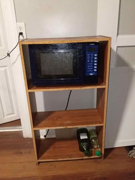 Photo of free Stand only (717 w evelyn ave) #1
