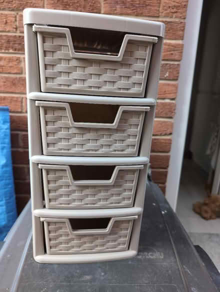 Photo of free Small set of plastic drawers (Saltney CH4) #1