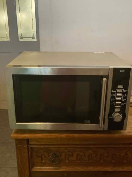 Photo of free Prestige microwave/grill (B71 West Bromwich) #1