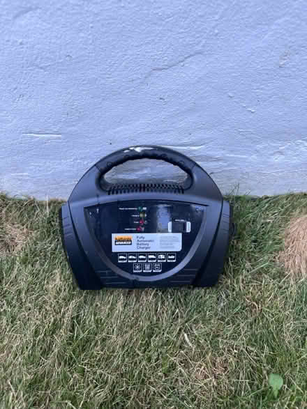 Photo of free Automatic Car Battery Charger (Brighton BN1) #2
