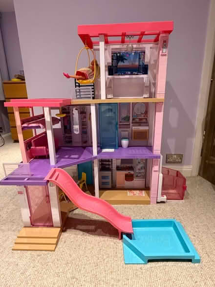 Photo of free Barbie house (Headington OX3) #2