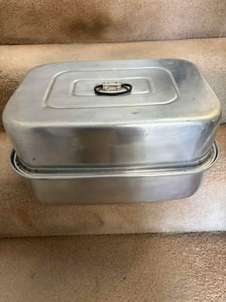 Photo of free Roasting pan (North Hollywood) #1