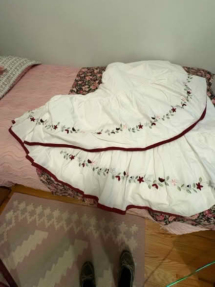 Photo of free Bed skirt for queen bed (Fremont) #2