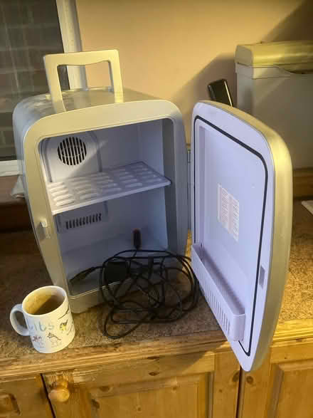 Photo of free Small portable fridge (OX4 Temple Cowley Oxford) #1