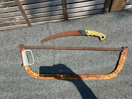 Photo of free Rusty old saws (Blacklands TN34) #1