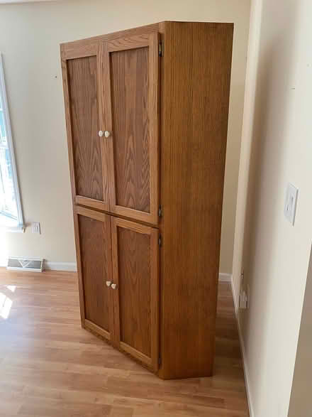 Photo of free Oak corner cabinet/TV cabinet (Calverton, NY) #3
