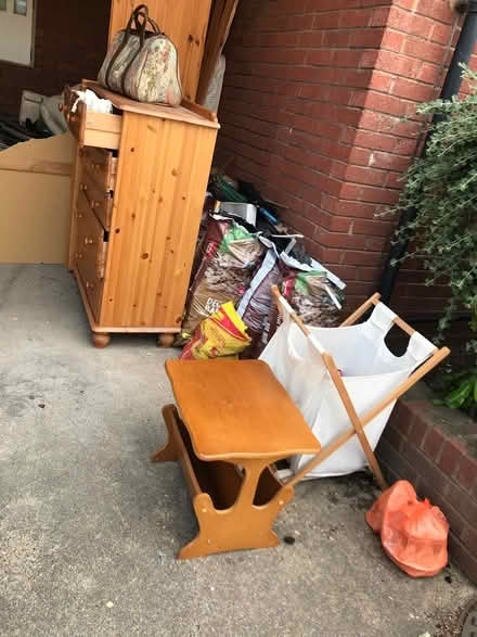 Photo of free Chest of drawers and various items (South Wimbledon, SW19 SW19) #2